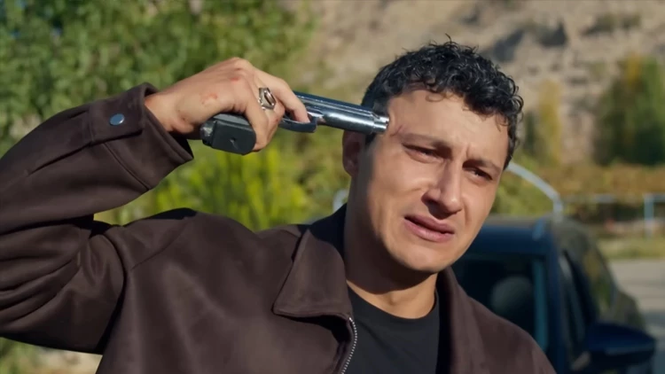 Uzak Şehir’de Şok! Şahin Kendini Vurdu: Diziden Ayrılıyor mu?