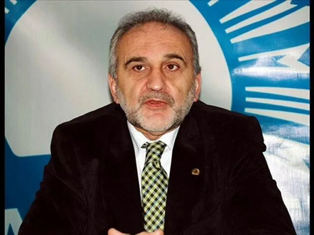 Ahmet Sünnetçioğlu kimdir? Kaç yaşında? Evli mi?