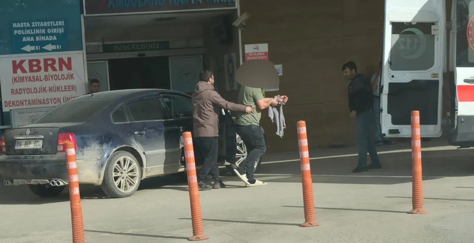 Feci şekilde yaralanan işçi Bursa'ya sevk edildi