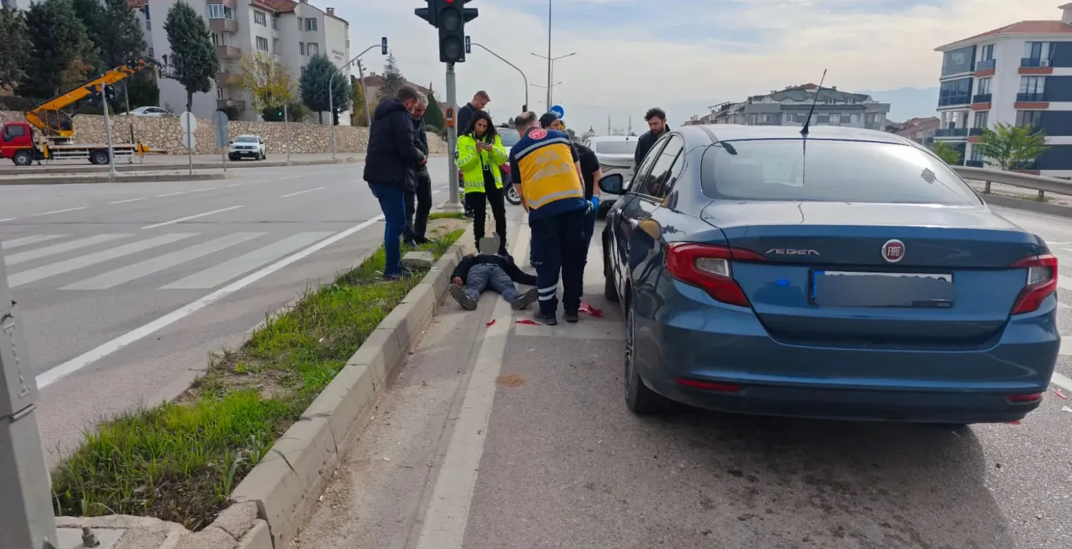 İnegöl'de sinir krizi geçiren sürücü başkasının aracına çarptı