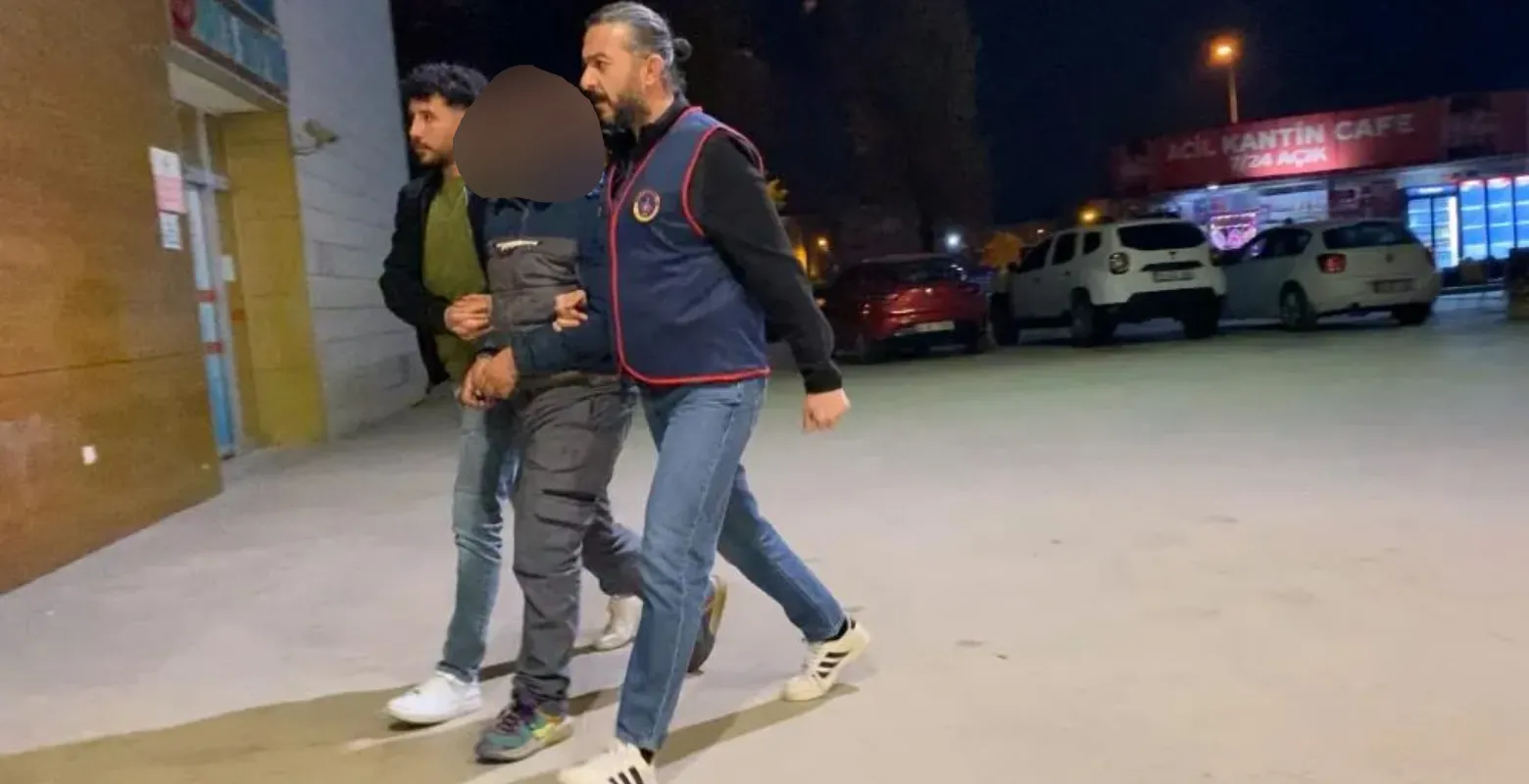 Uyuşturucu taciri İnegöl'de otobüste yakayı ele verdi