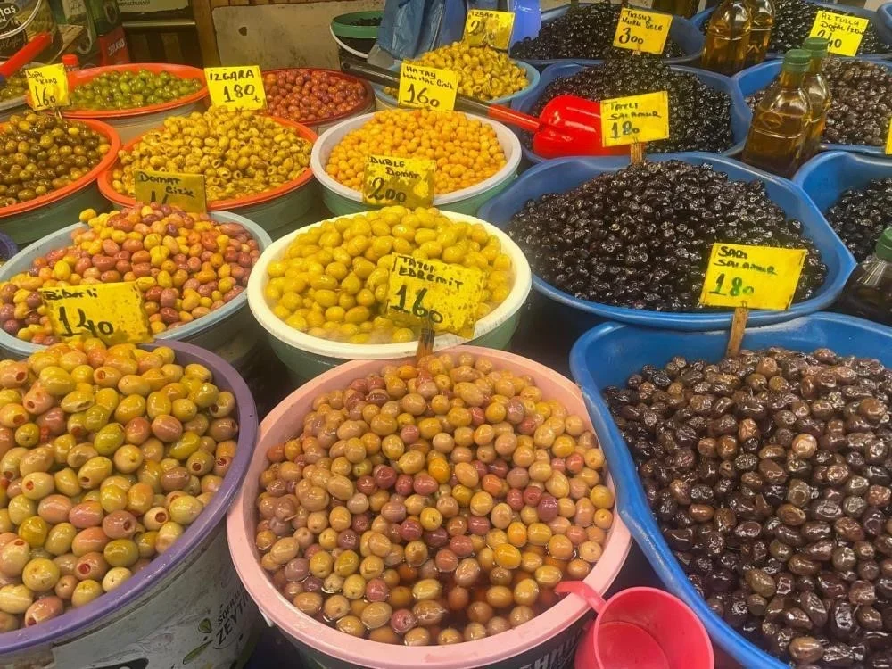 Sofralık zeytin alırken nelere dikkat etmeli? Uzmandan kritik uyarılar