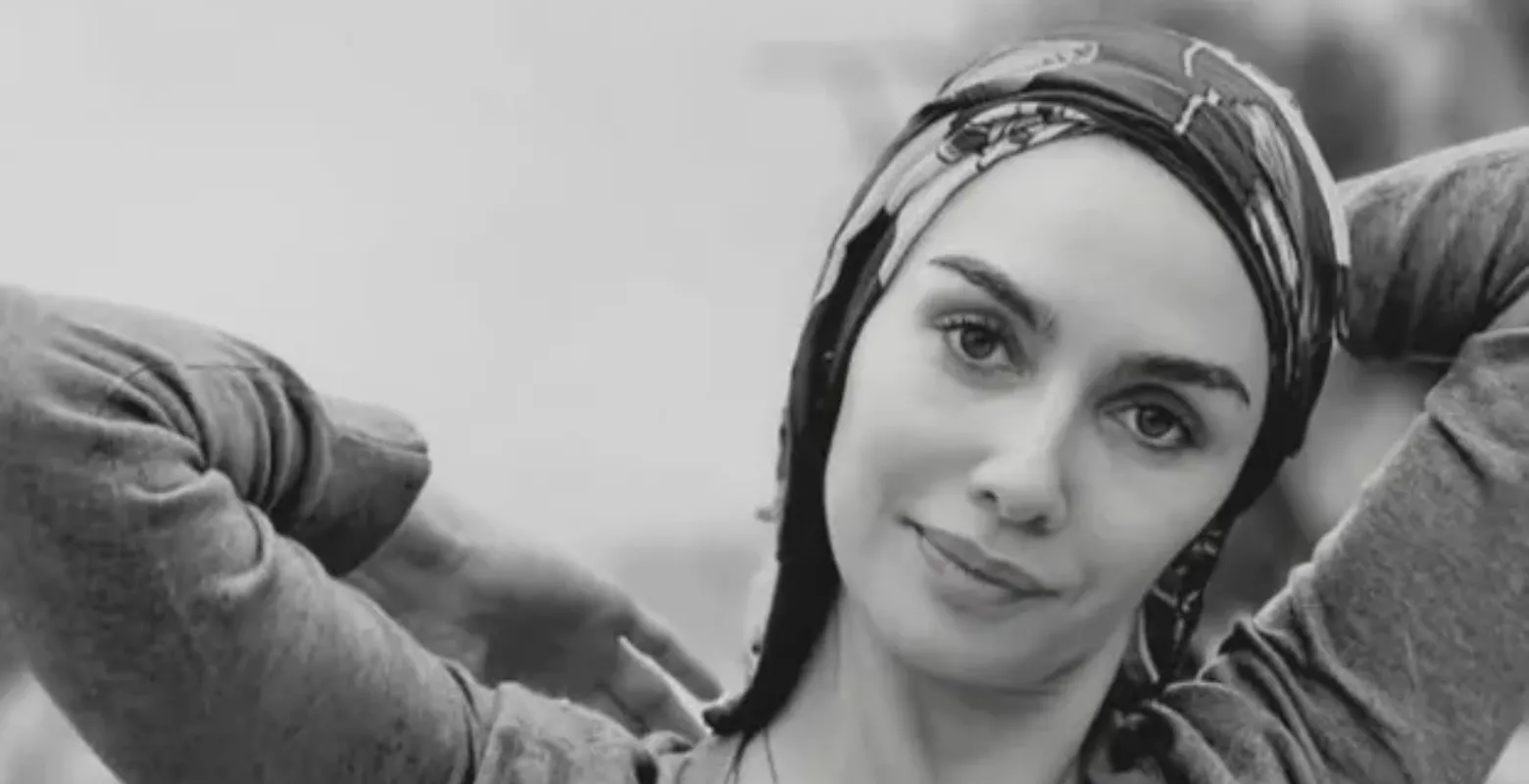 Birce Akalay Gece Uygulamasında Yakalandı: Ehliyeti Kaptırdı