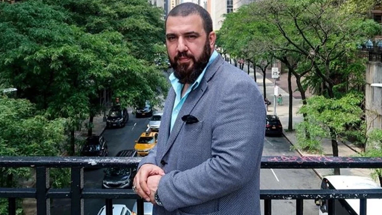 Abdülhamid Kayıhan Osmanoğlu kimdir? Hayatı ve ailesi