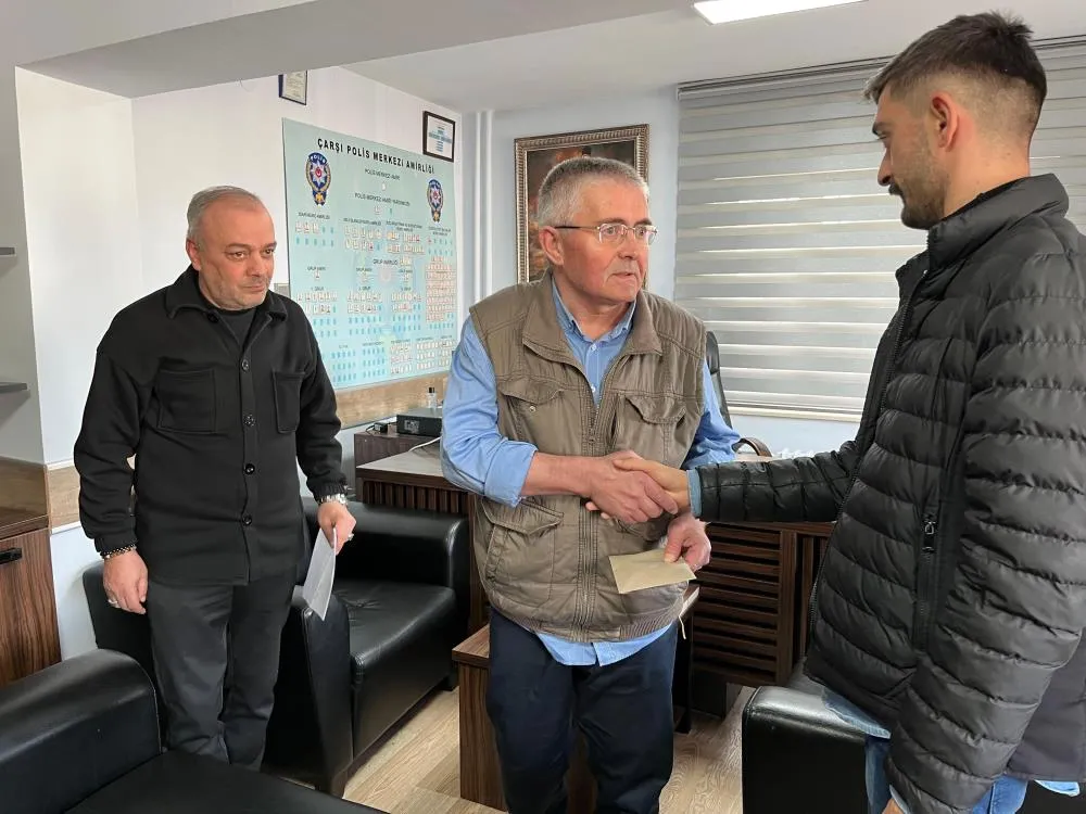 İnsanlık ölmemiş dedirten olay, duygulandırdı