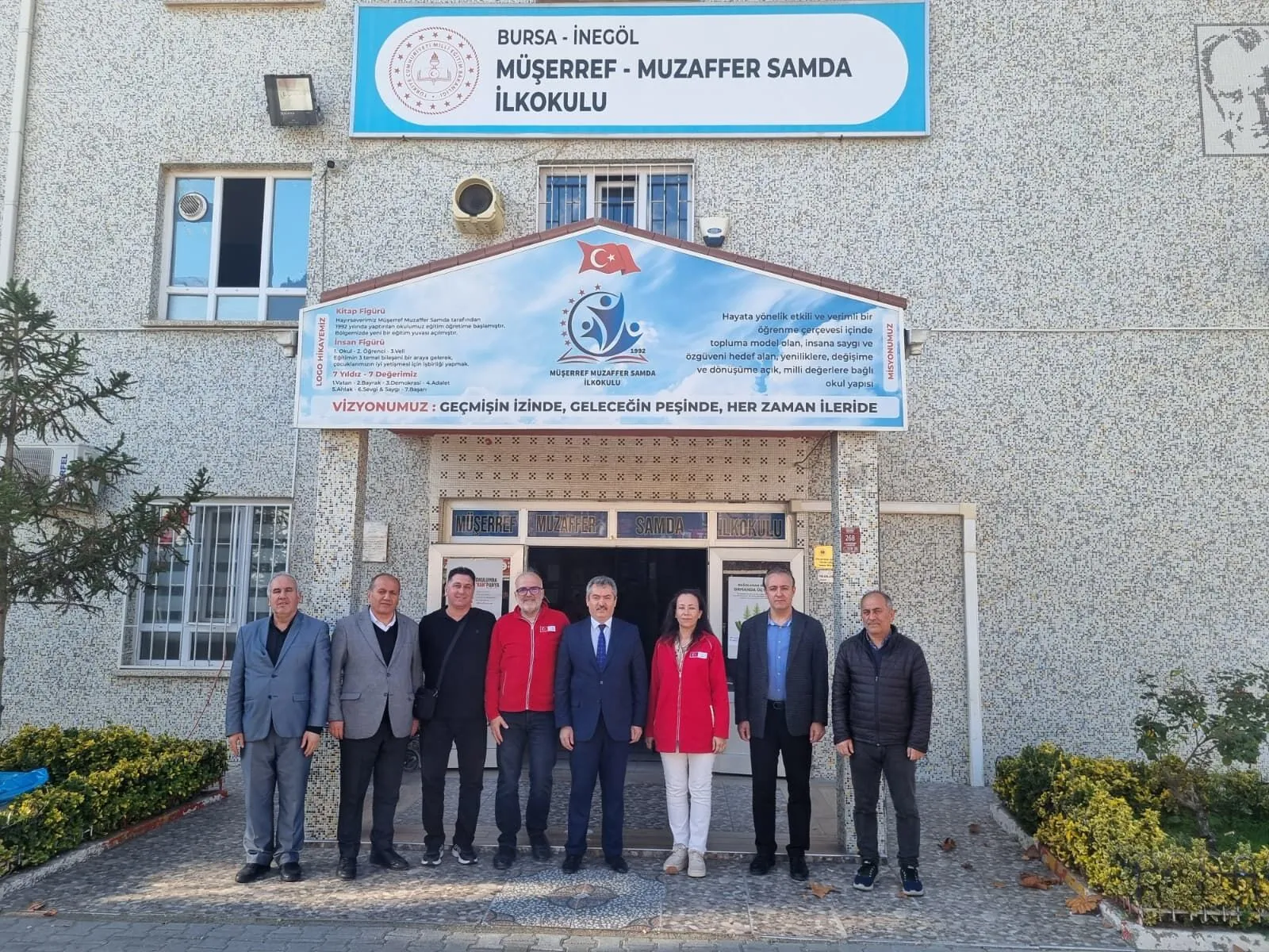 İnegöl'ün plaket alan tek okulu oldu