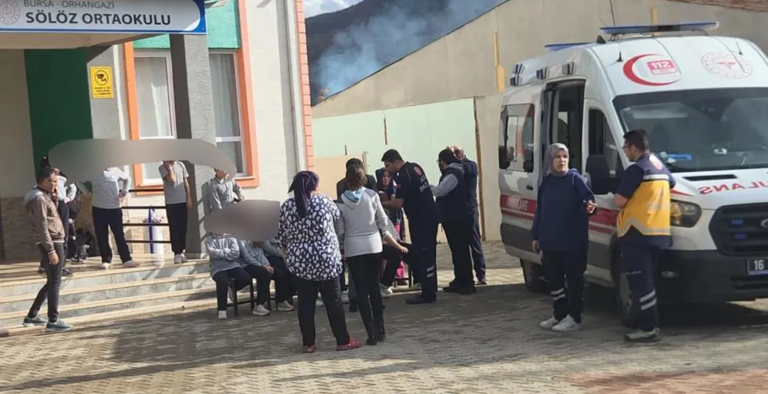 Şinitzel ve makarna kabusa dönüştü! 20 öğrenci daha hastaneye kaldırıldı