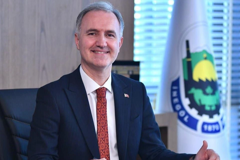 İnegöl Belediye Başkanı Alper Taban Hangi Partiden?