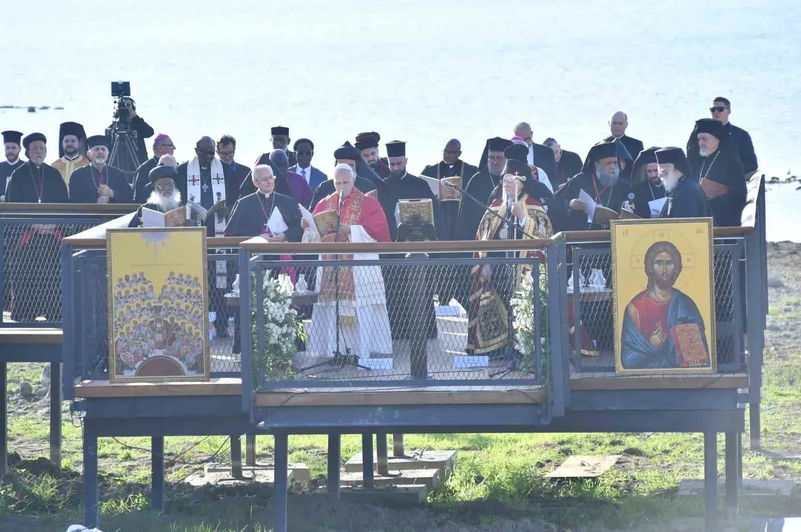 Papa 14. Leo, İznik’te tarihi bazilikada ayin yönetti