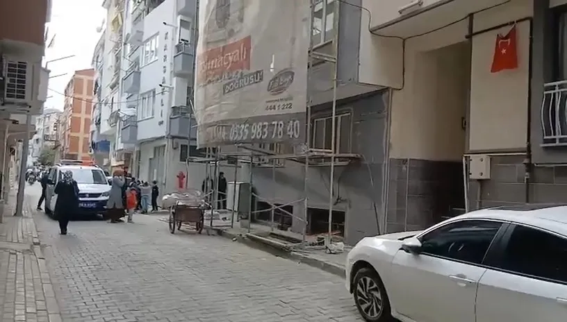 İskeleden düşen işçi ağır şekilde yaralandı!