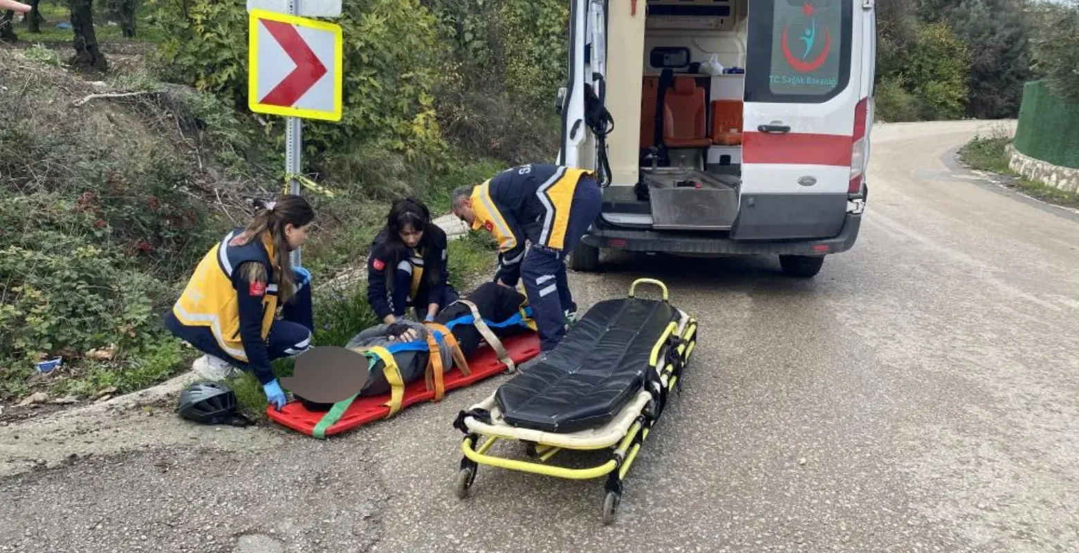 Feci şekilde düşen genç ağır yaralandı