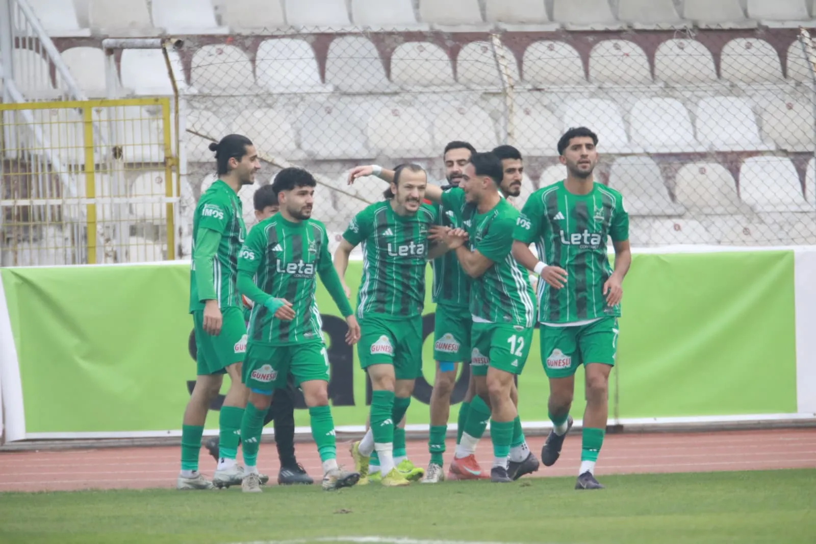 Kafkasspor lidere acımadı gözünü Play OFF'a dikti