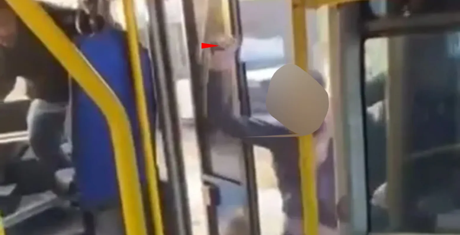 Otobüste satırla dehşet anları
