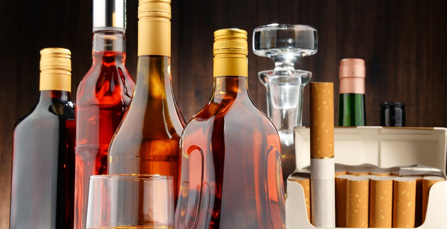 Sigara ve alkollü içeceklere zam kapıda!