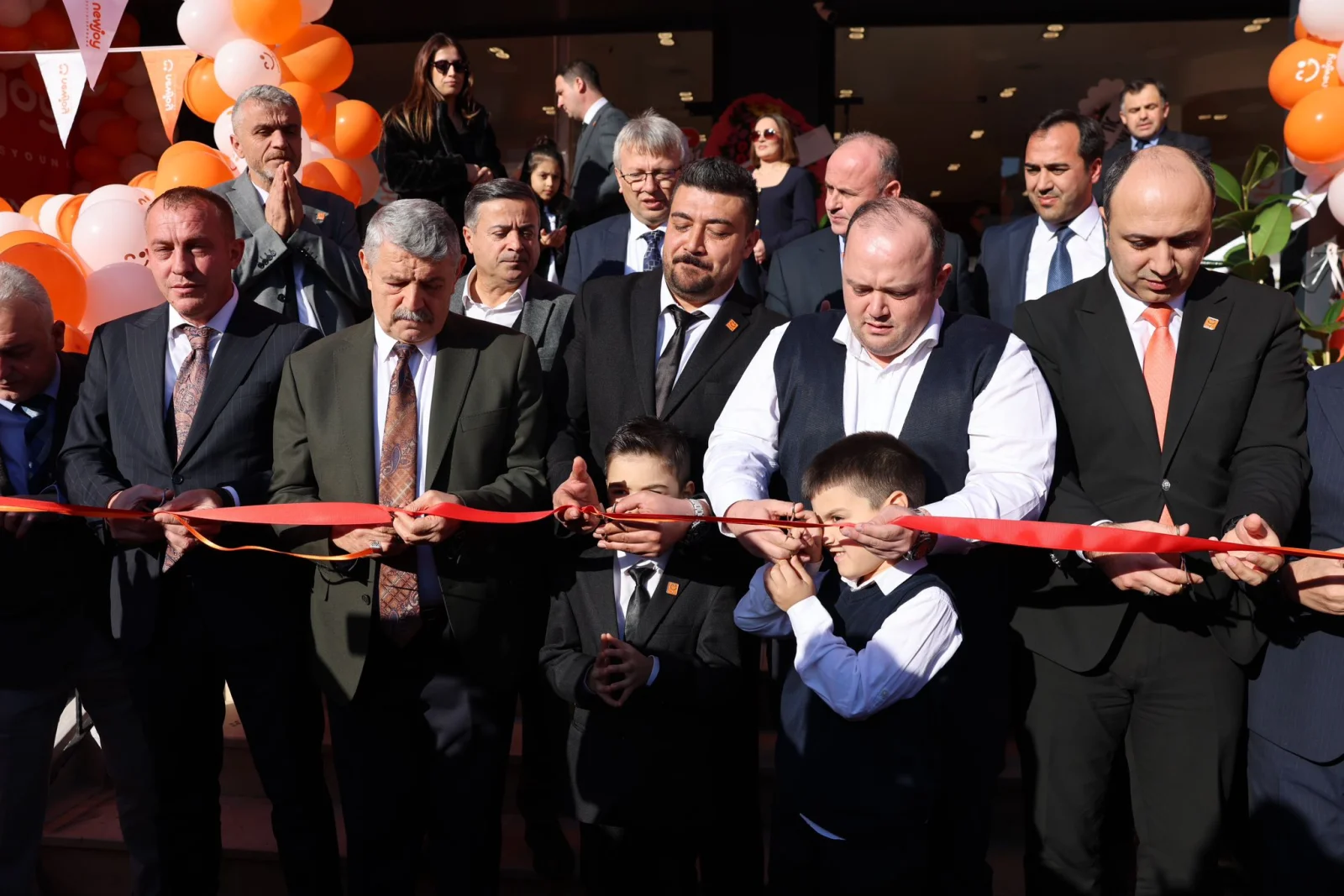 İnegöl’ün köklü markası Bartın'da 50. mağazasını açtı