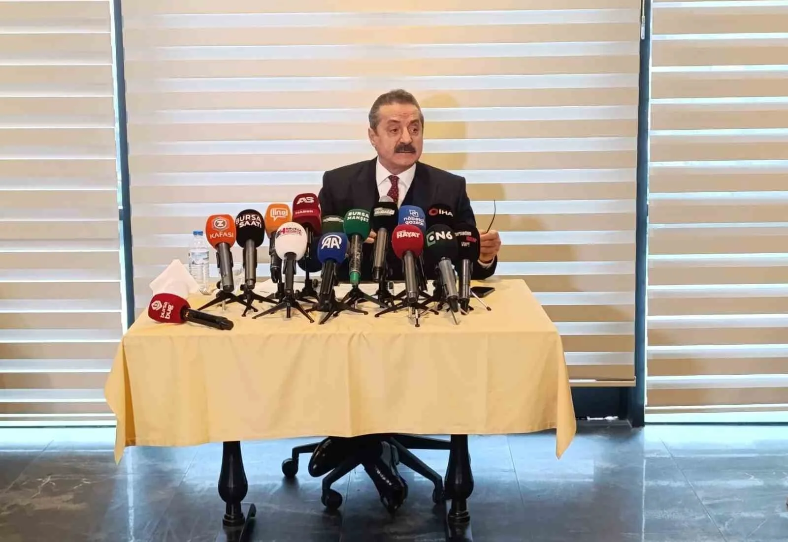 Faruk Çelik’ten Bursa’da kendisiyle ilgili iddialara yanıt