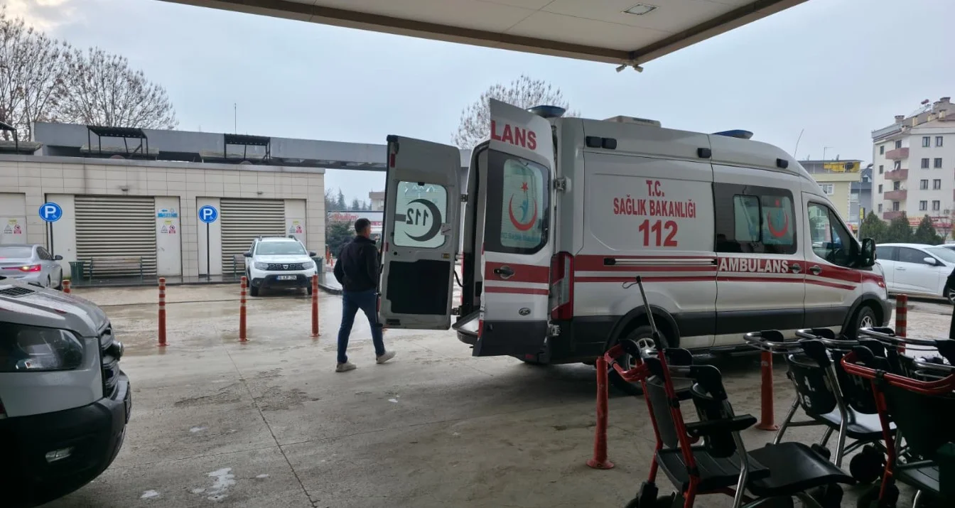 İnegöl'de bir ilkokulda feci olay! Küçük çocuk Bursa'ya sevk edildi