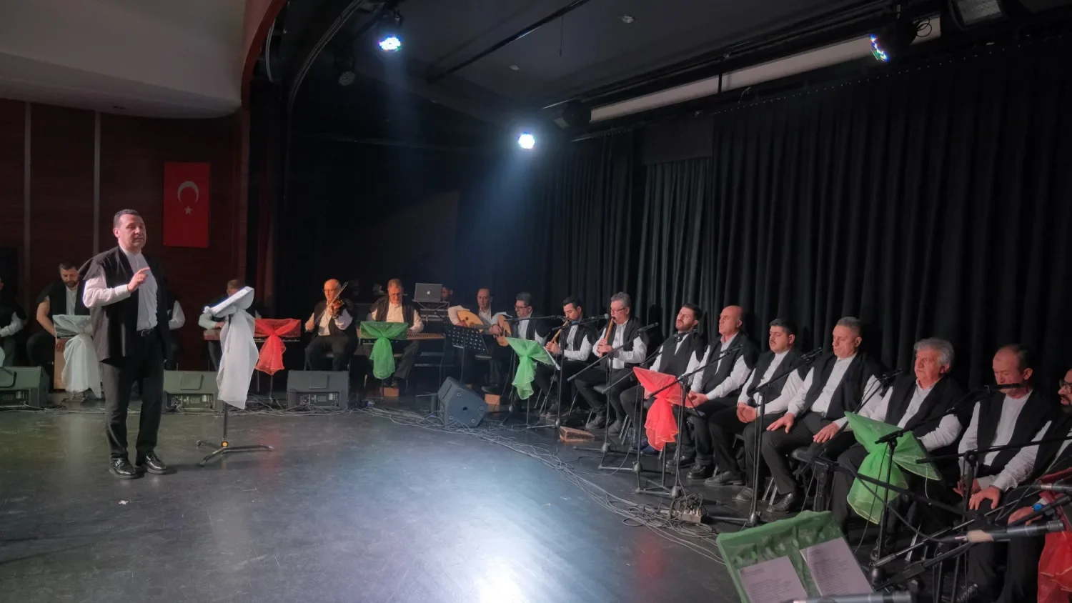 İnegöl’de üç aylar coşkusu: Tasavvuf Korosu gönüllere dokundu!