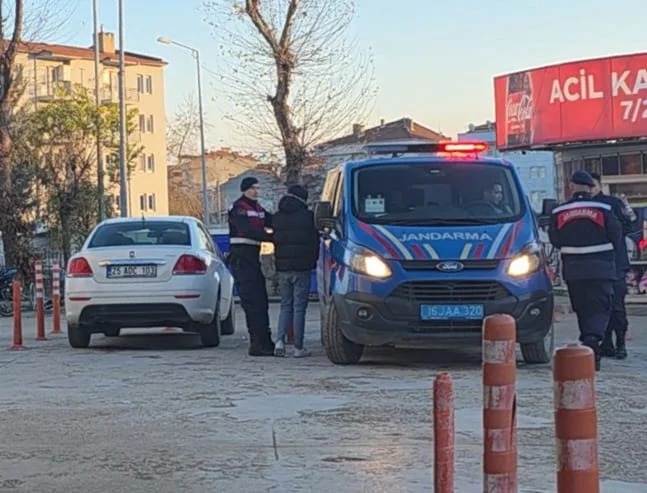 İnegöl’de 18 Yaşındaki Genç Bıçaklandı