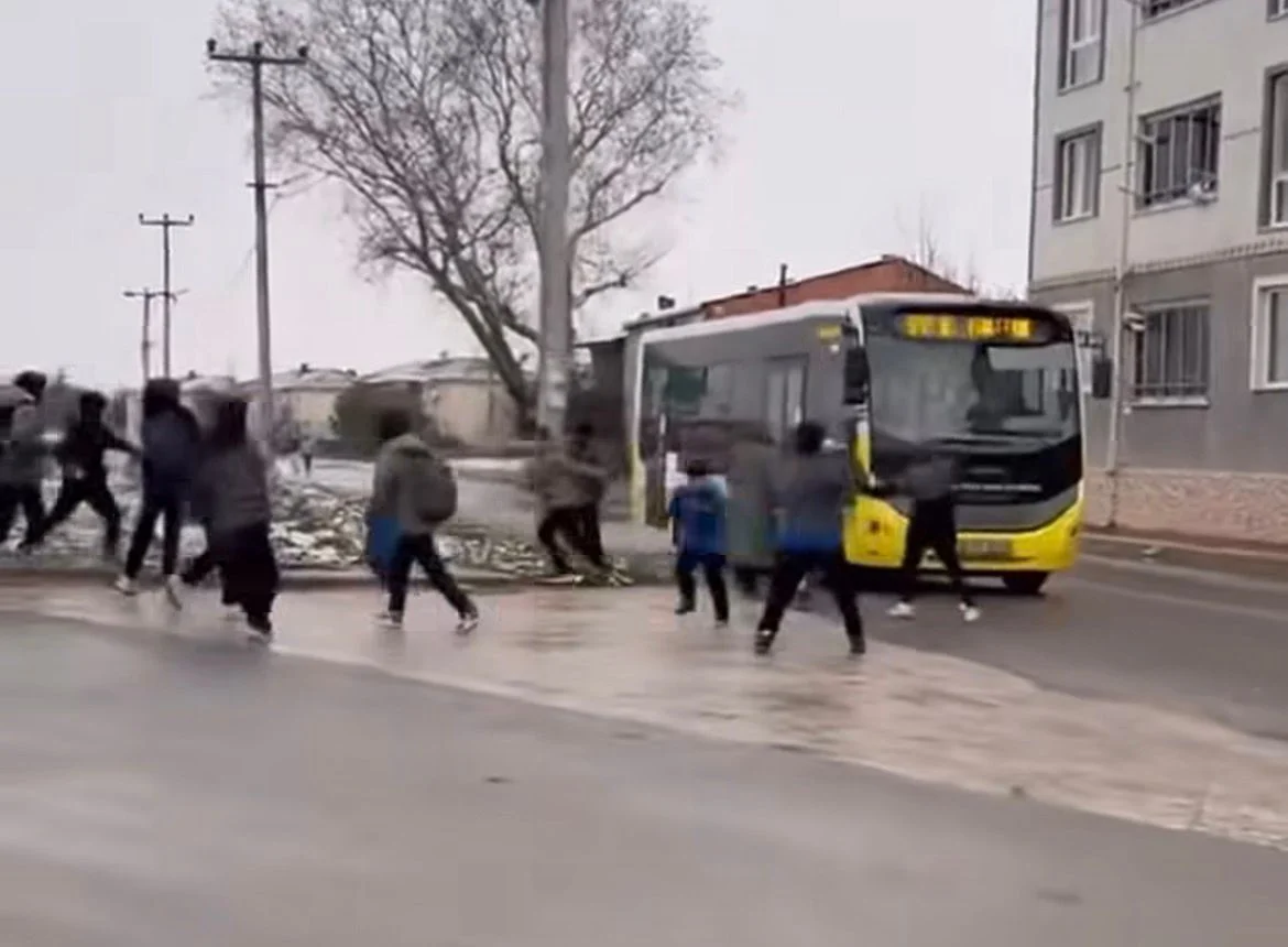 İnulaş AŞ’den toplu taşıma araçlarına kar topu uyarısı