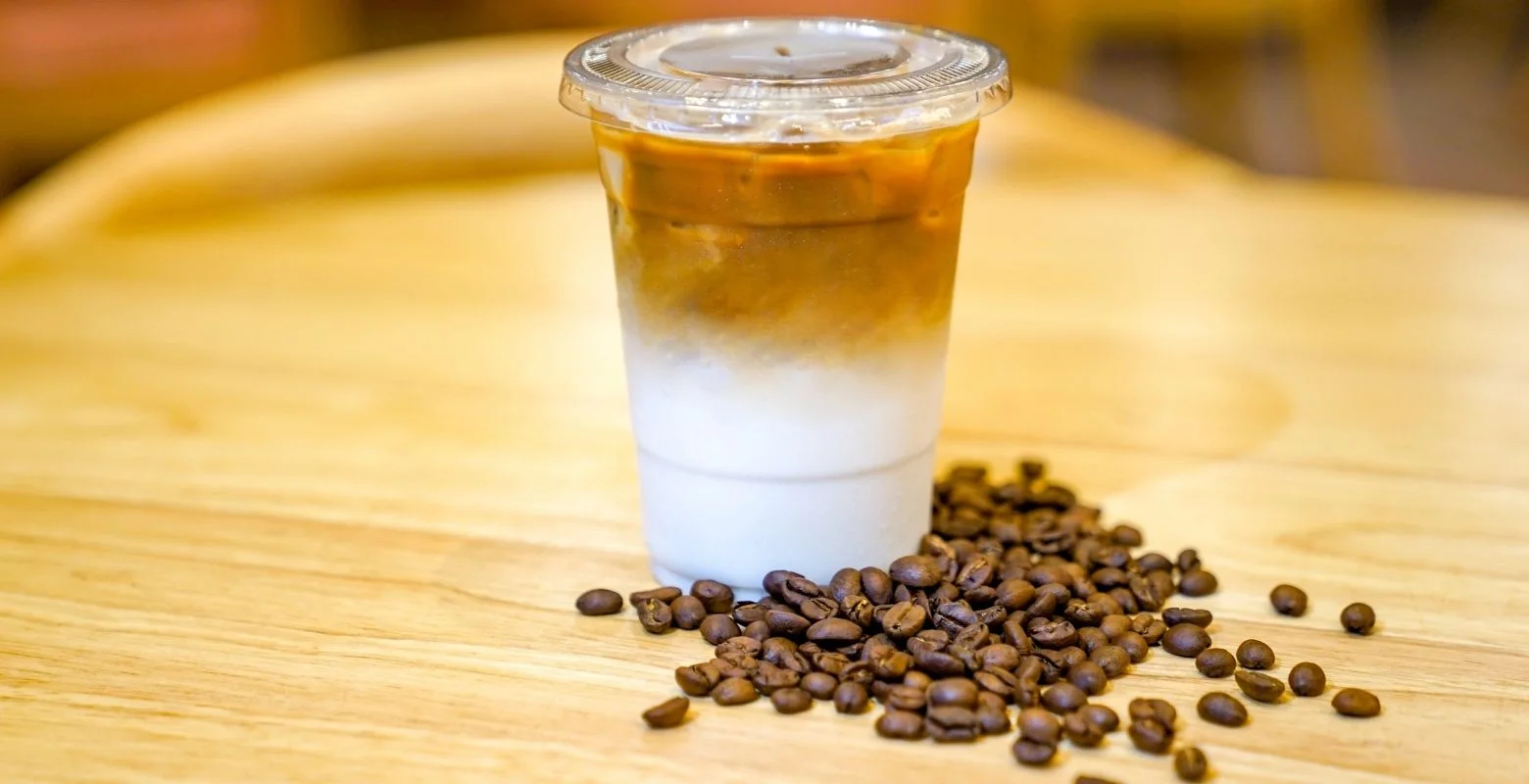 Starbucks 400 mağaza kapatıyor, stratejisini değiştiriyor