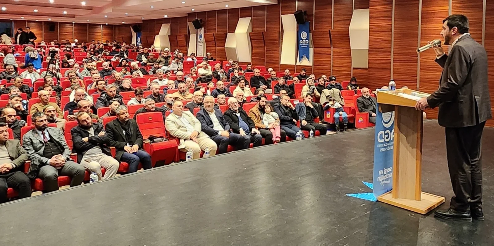 İnegöl’de Mekke’nin Fethi ve Kudüs gecesi programı düzenlendi