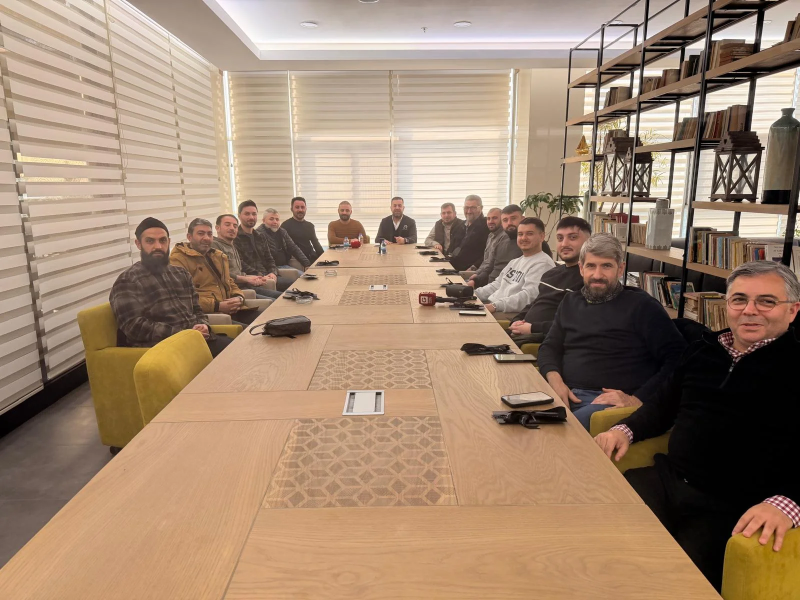 İnegöl’ü mobilya fuar merkezi yapalım