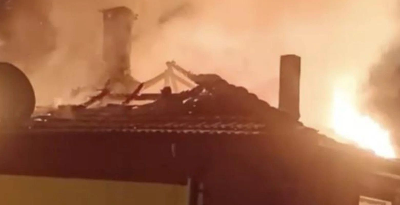 Yılbaşı gecesinde alevlere teslim oldu!