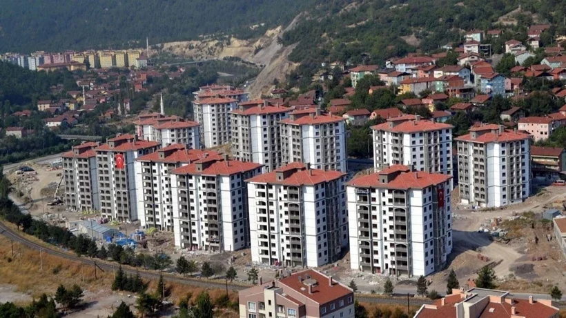 Hatay’da deprem konut kura sonuçlarında çoklu tahsis iddiası
