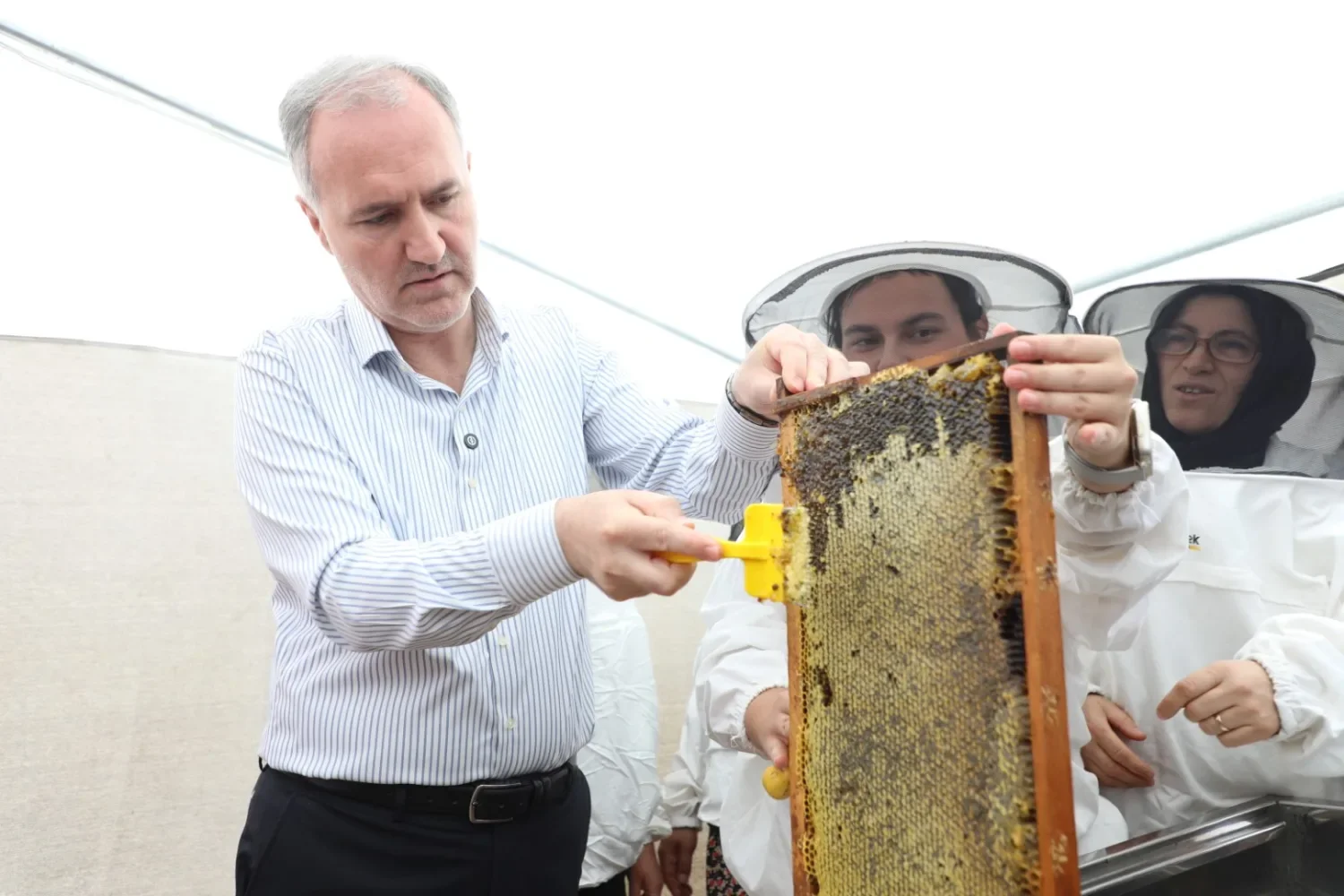 İnegöl Belediyesinden 800 üreticiye ücretsiz hizmet