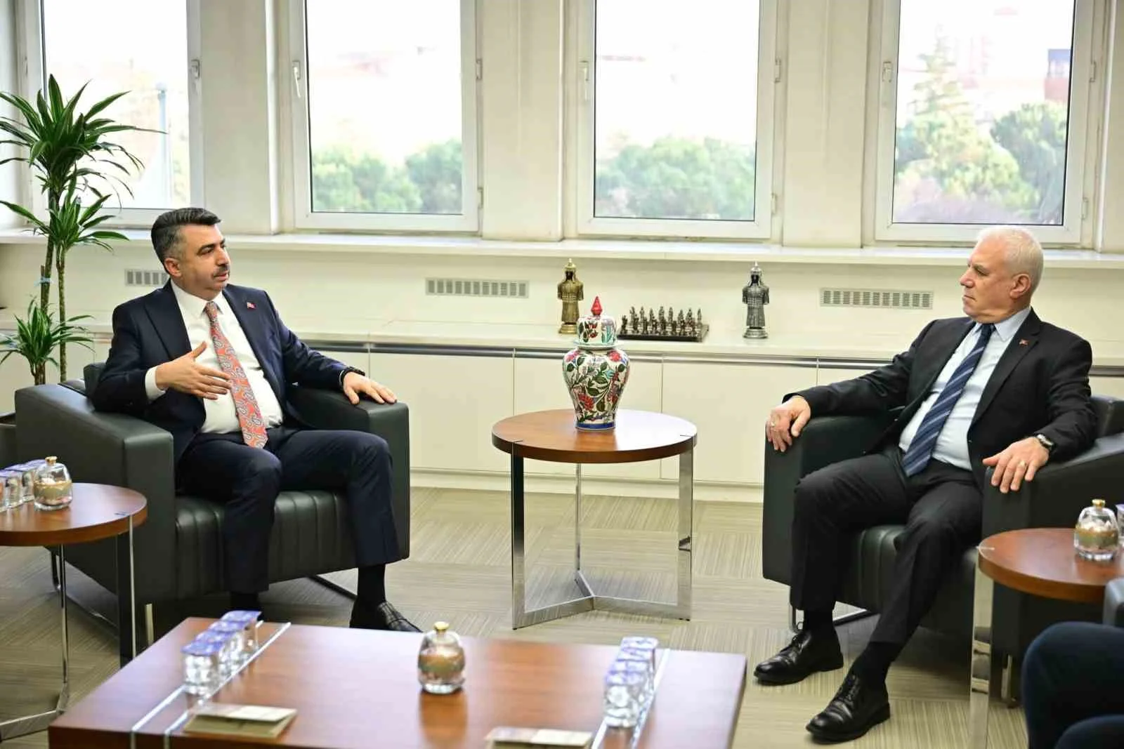 Oktay Yılmaz’dan sert tepki: "Bu saldırı demokratik değerlere aykırıdır"