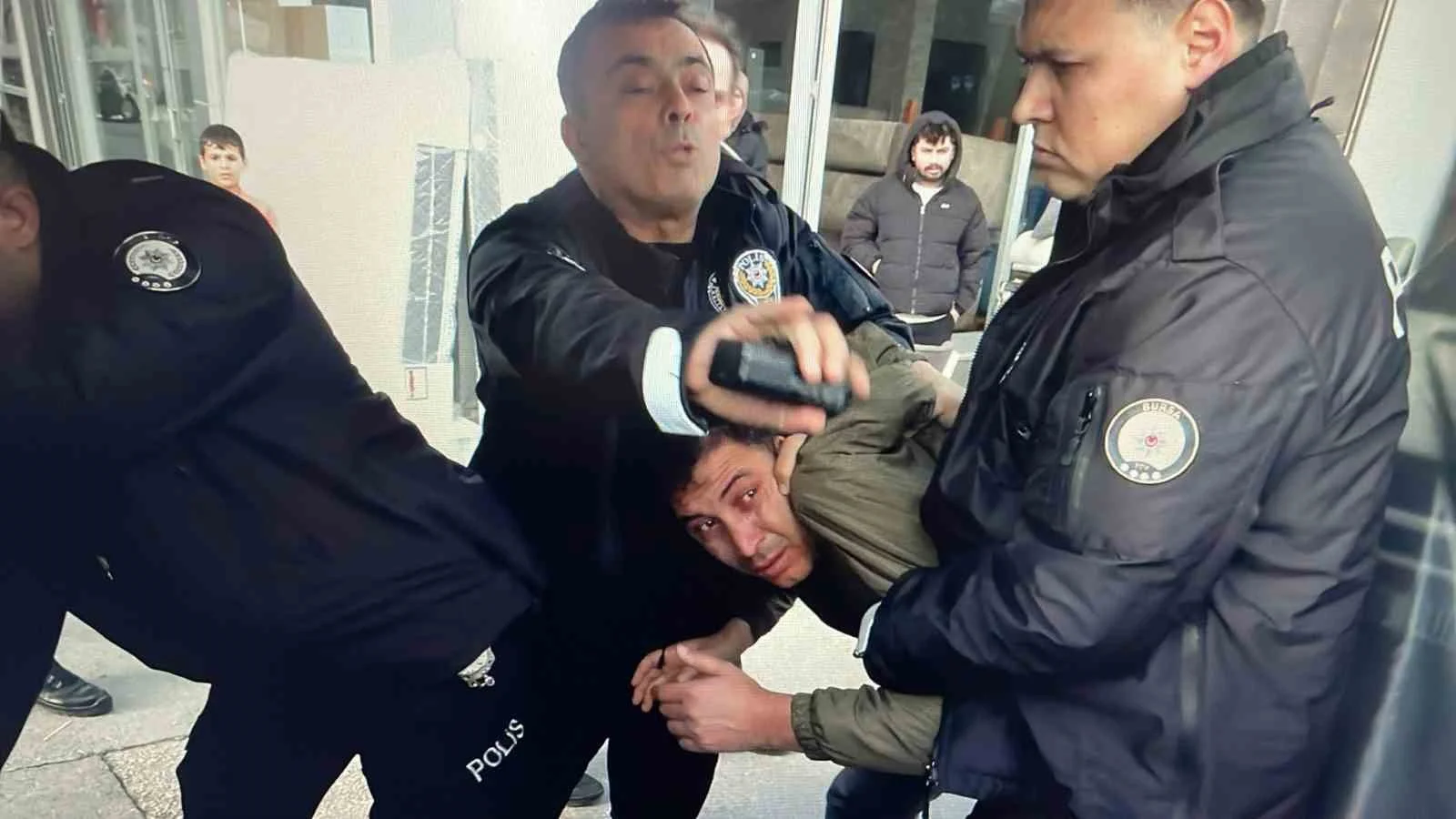 Bozbey’e Saldırı Girişimi: Şüpheliler Serbest Bırakıldı