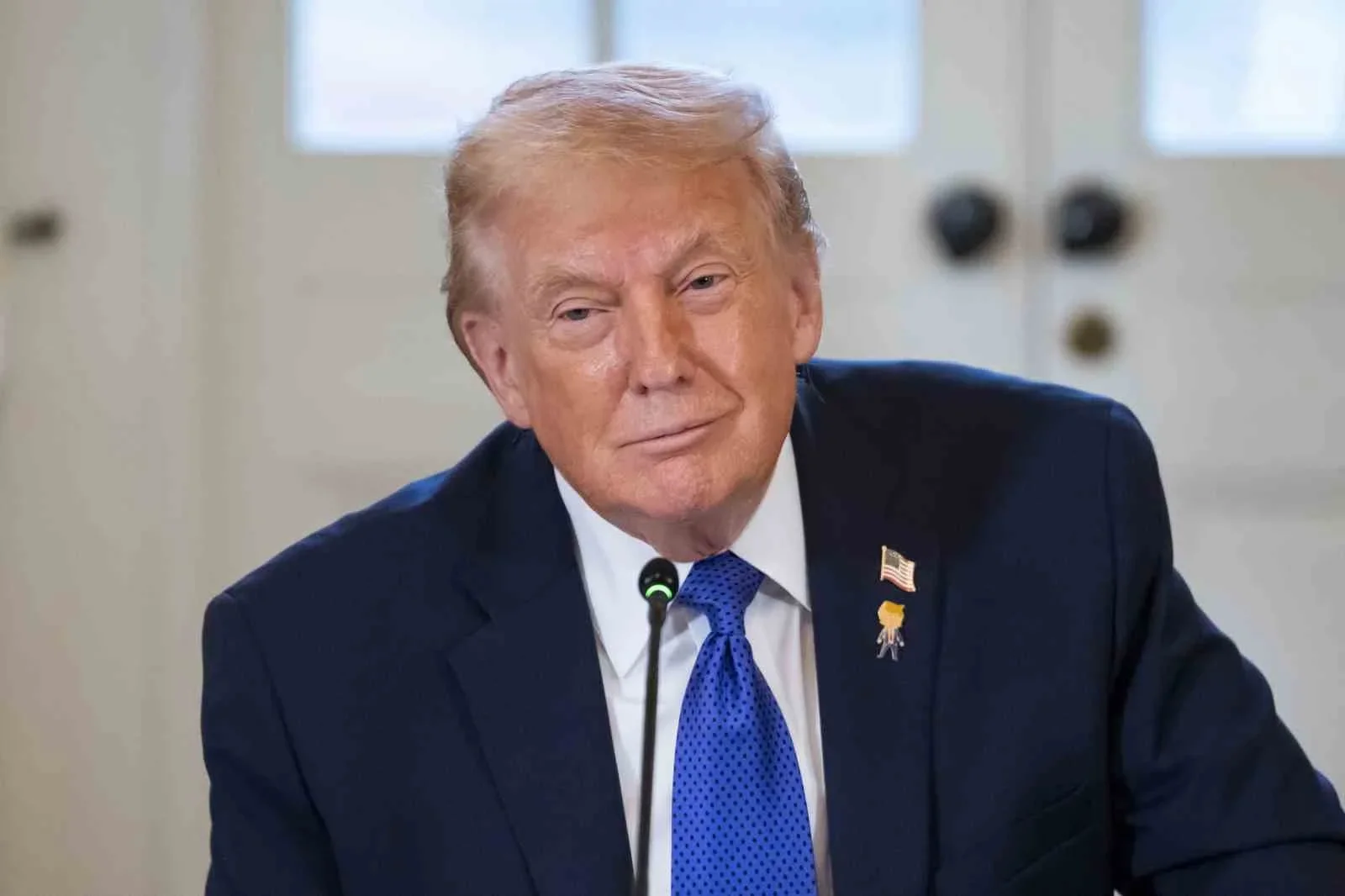 Trump’tan İran’daki protestolara destek ve yardım mesajı