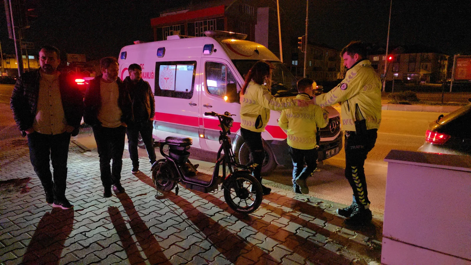 İnegöl Yağlı Tohumlar Kavşağı’nda çocuk yaralandı