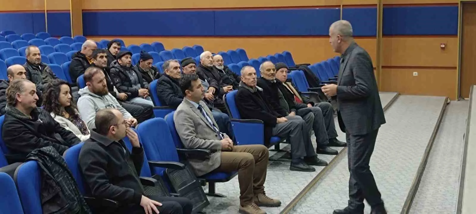 Bilecik’te üreticilere tarım sigortaları anlatıldı