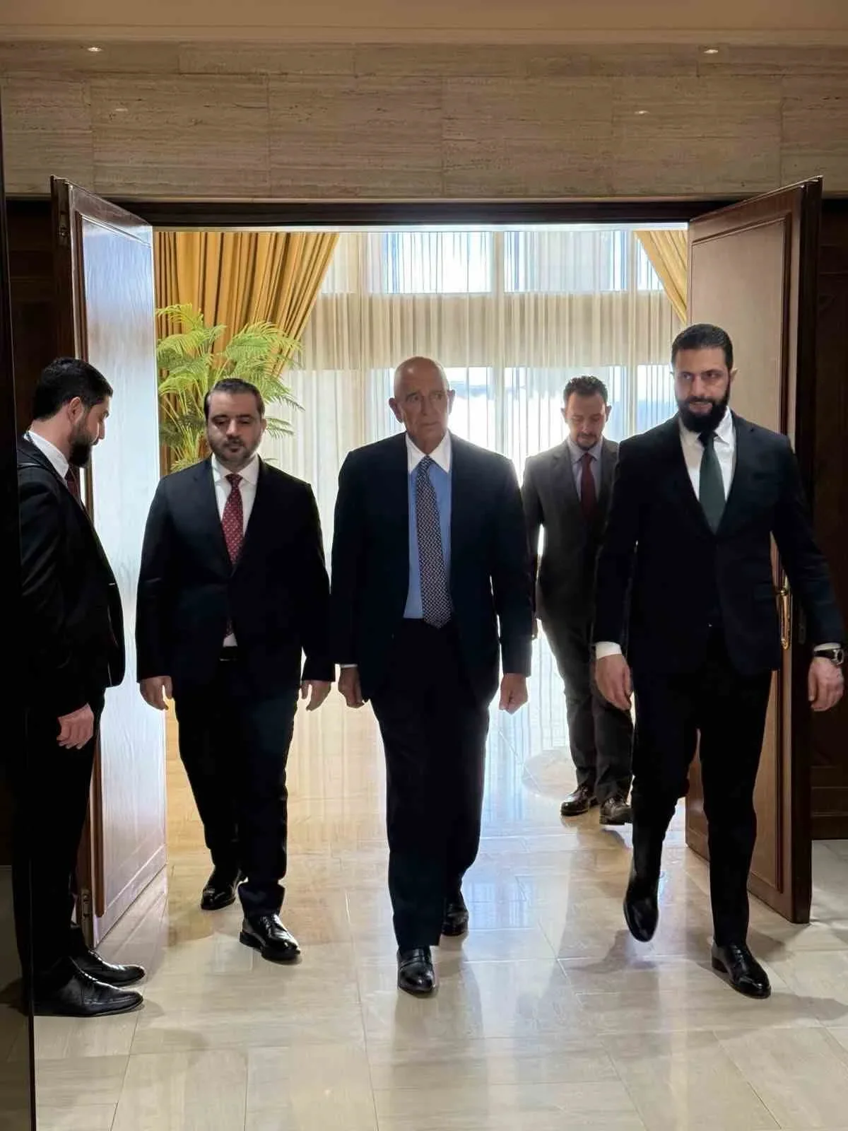 ABD Büyükelçisi Barrack, Halep ve geçiş süreci için Şam’da