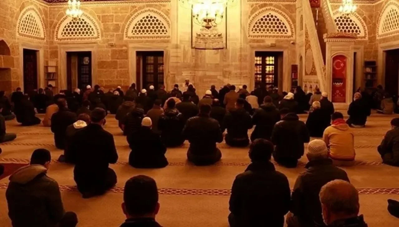 Miraç Kandili tesbih namazı nasıl kılınır, nasıl niyet edilir?