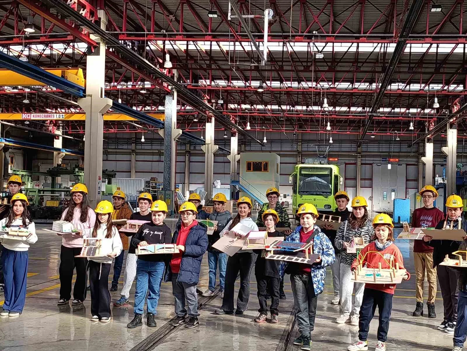 Öğrenciler BURULAŞ’ta hem eğlendi hem de öğrendi
