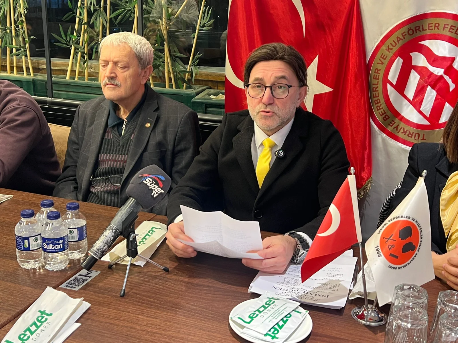 İnegöl Berberler Odası Seçiminde Sarı Liste’nin Adayı İsmail Dügen