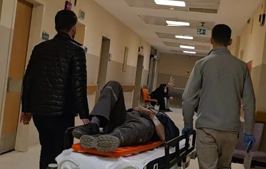 57 yaşındaki adam gözünü hastanede açtı