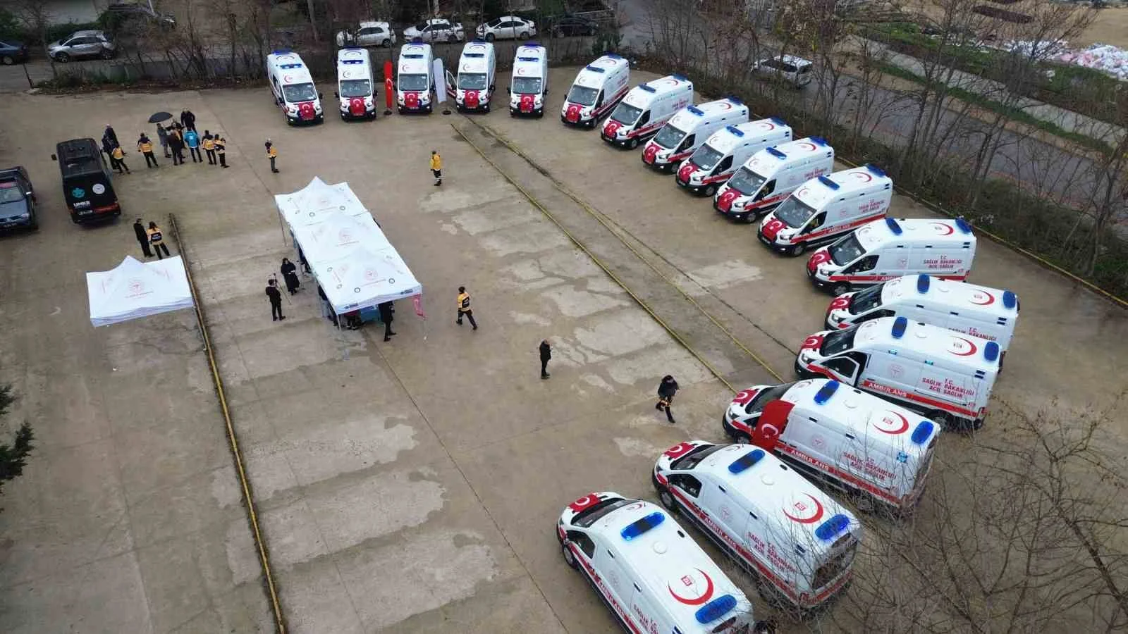 Bursa’ya 17 yeni 112 acil ambulansı