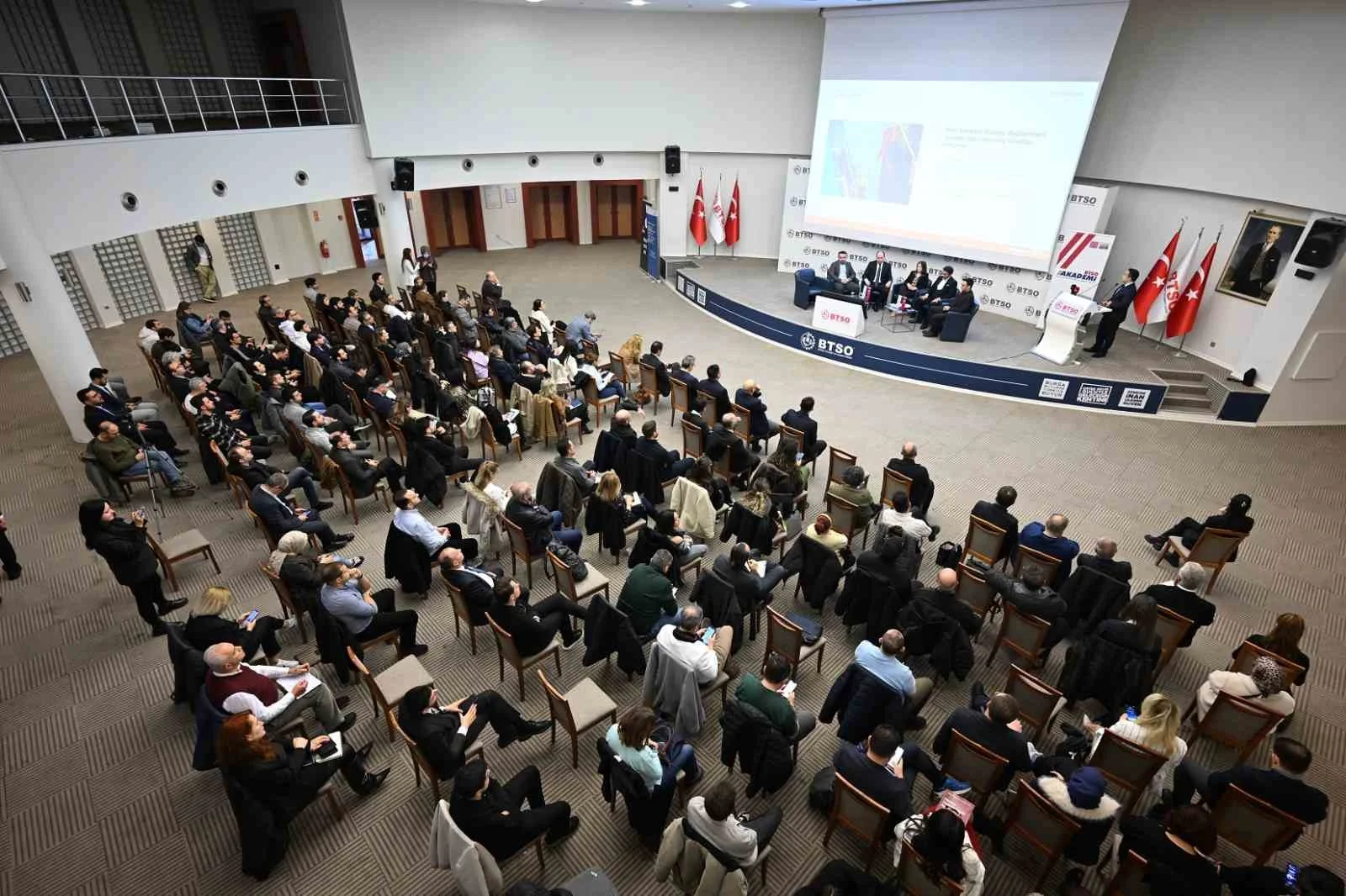 BTSO Akademi’de gündem ihracat