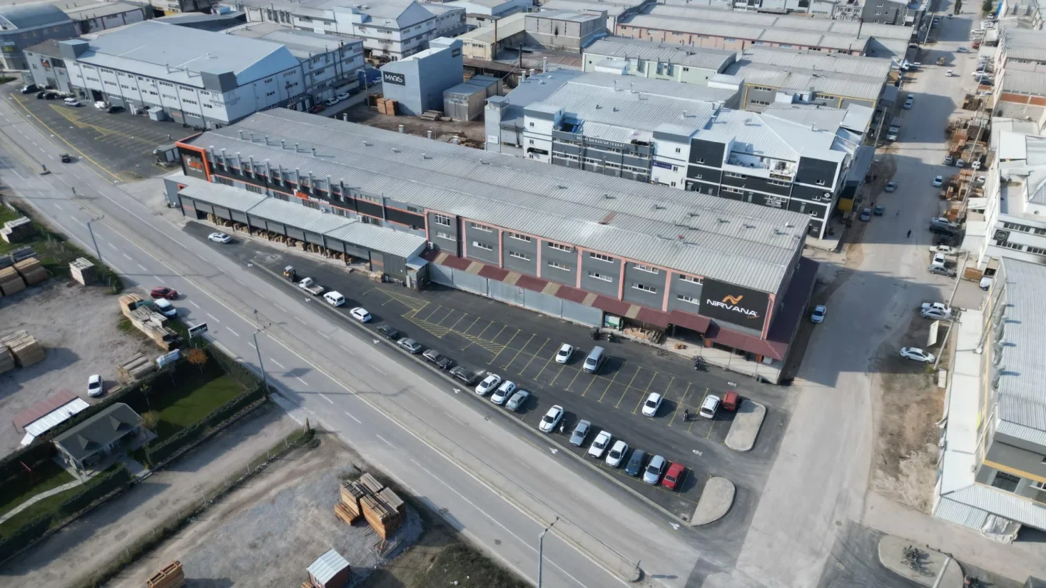 2 bin 17 araçlık dev yatırım! İnegöl’de park sorunu tarih oluyor