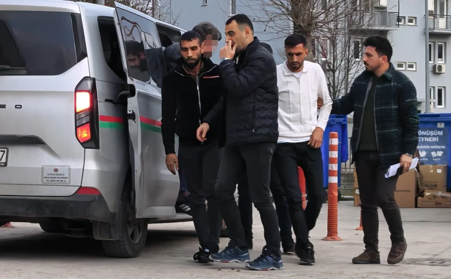 İnegöl’de FETÖ yalanıyla 3 milyon TL’lik altın dolandırıcılığı