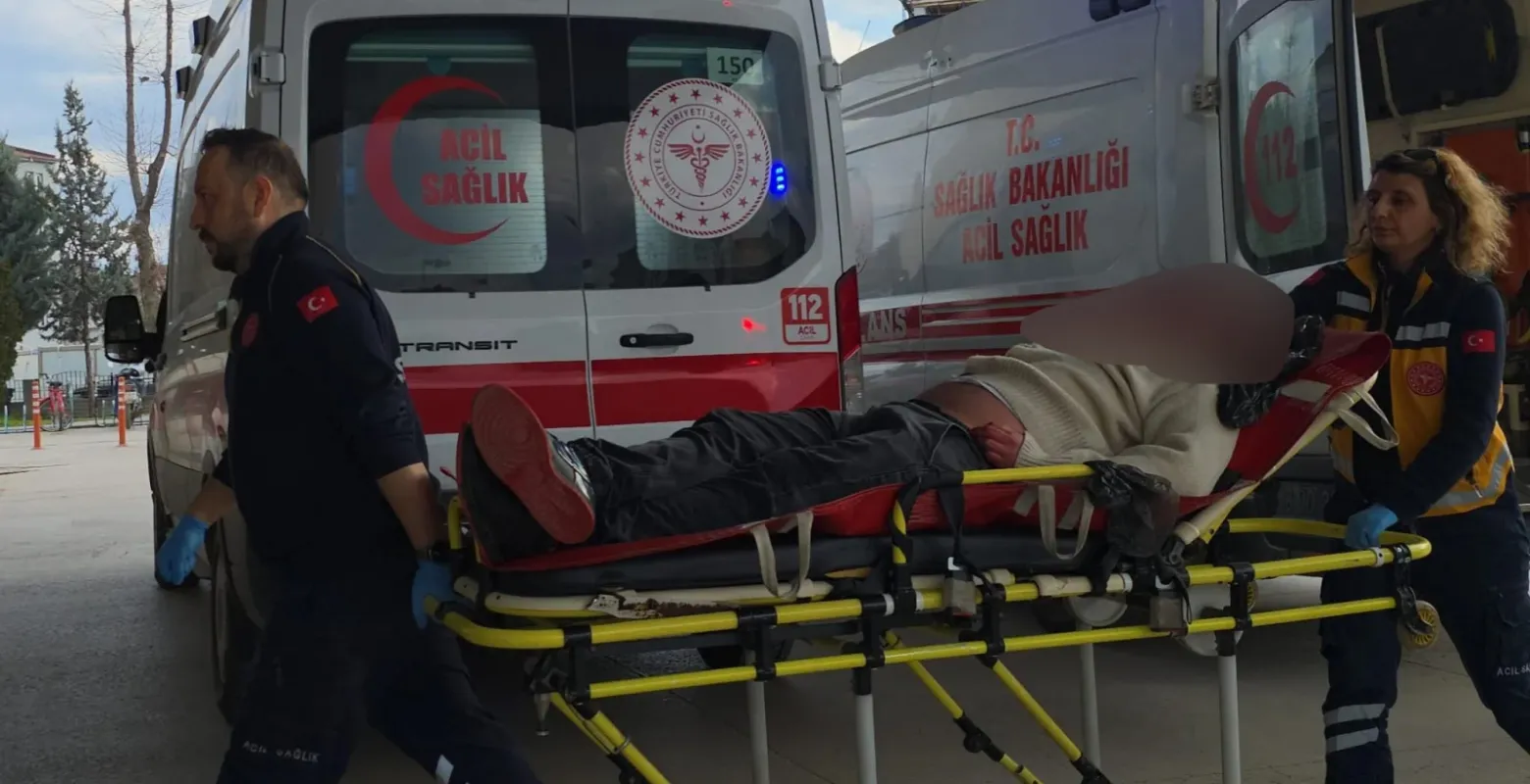 İnegöl'de kanlı kavga! Şişeyle ağır yaralandı