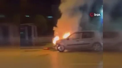 Aracı gözlerinin önünde alev alev yandı!