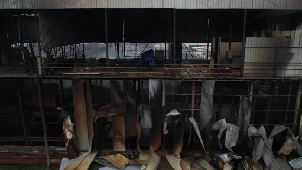 Gece yarısı hareketli dakikalar! Fabrika kullanılamaz hale geldi