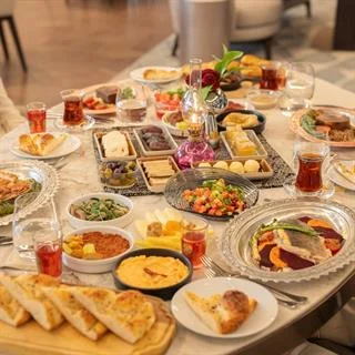 Address Istanbul Ramazan 2026 için özel iftar menüsü