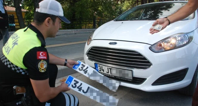 APP Plaka Nedir, Nasıl Değiştirilir, Hangi Plakalar Yasak Kapsamında?”