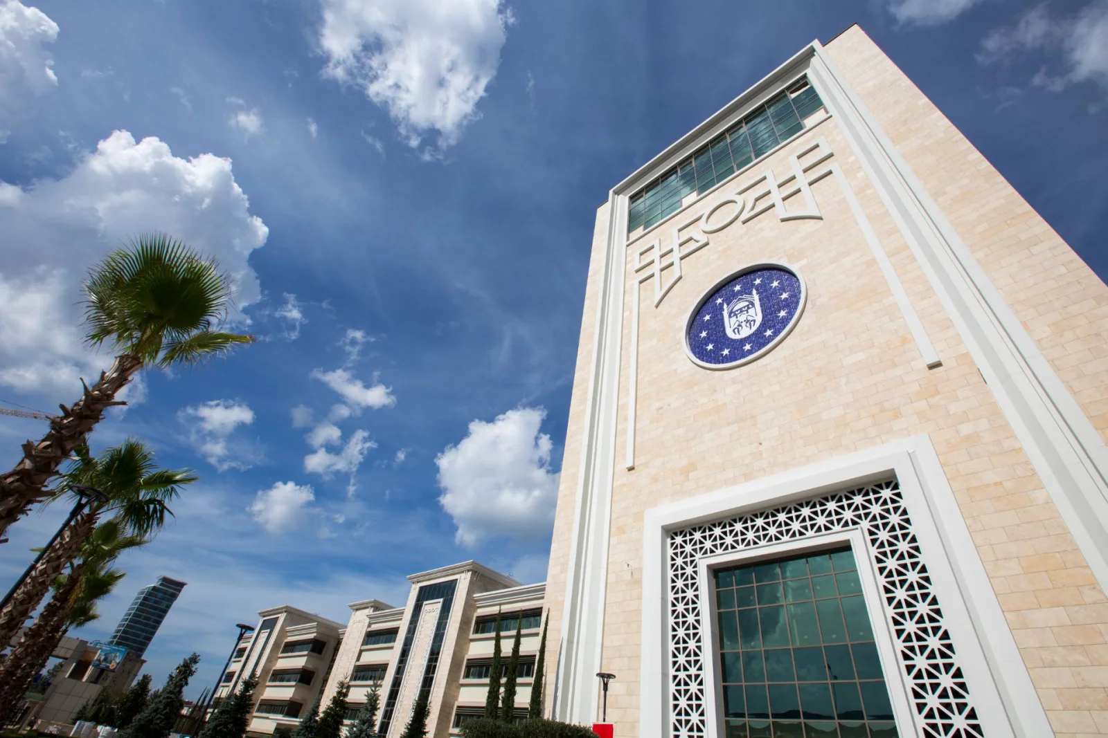 Büyükşehir bu akşam İnegöl'de de dağıtacak